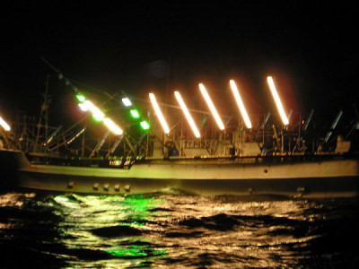 サンマ漁船
